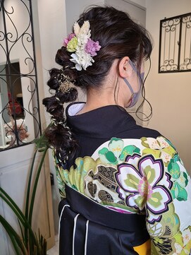 ヘア ケア ディエイチケー(HAIR CARE DHK) 紐アレンジポニー