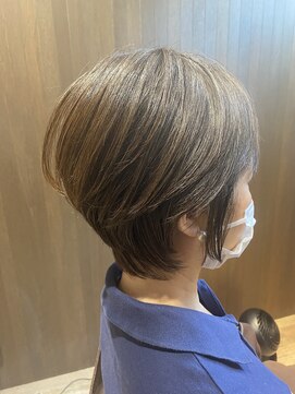 キコーヘア(kiko hair) 白髪ぼかしハイライトショート