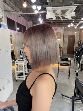 ミラク 町田(MIRAC) グレージュシャドールーツ