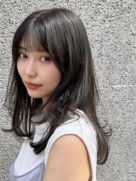 ティア(Tia.) (レイヤーカット/ロング/前髪/縮毛矯正/小顔カット/髪質改善)