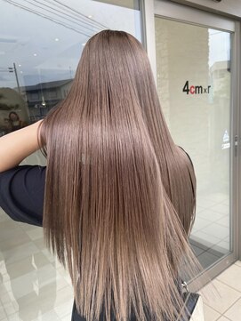 ヨンセンチメートル 横川店(4cm) 透明感◎ブラウンカラー