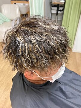 ナチュラル(Natural) 束感メッシュ×ツイストスパイラルパーマ