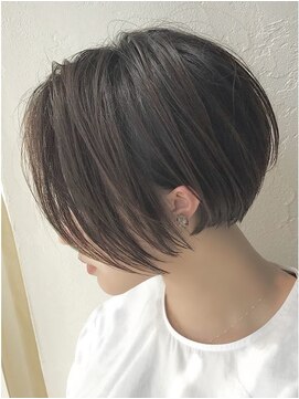 ヘアースタジオフォルム 前下がりボブ