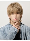 センターパートシースルーマッシュツーブロック刈り上げ韓国ヘア
