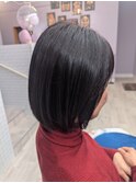 ツヤ感メテオブラックボブ