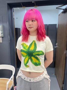 マール 矢場町(MARL) neon pink