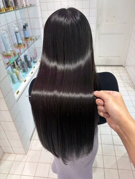 ロンドルーチェ 心斎橋(Lond luce) ダークアッシュ/ミディアムレイヤーカット［髪質改善/縮毛矯正］