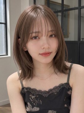ユーフォリア 青山(Euphoria) 大人美人艶カラーベージュ小顔カット透明感レイヤーロング