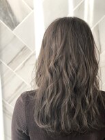 ジーナ セントラル銀座(Zina)&nbsp;シアグレージュ＊ケアカラー＊ランダム巻き【ZinaCENTRAL】