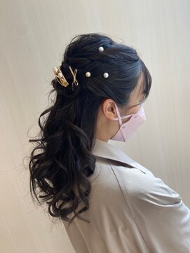 オプティマヘアー(Optima Hair) ハーフアップアレンジ♪
