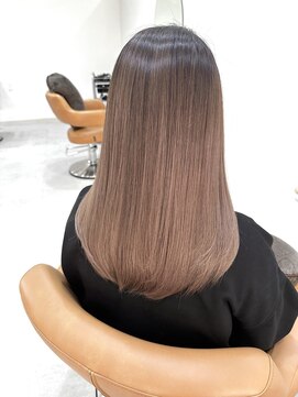 イト(ito.) ピンクベージュバレイヤージュ_レイヤーカット_フルバング