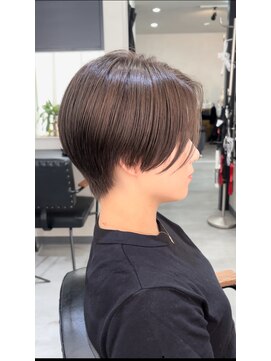 エス 天満扇町(esu) 小顔ショート　30代40代50代　大阪ショート