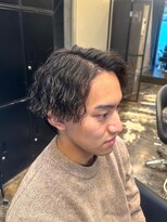 ビンゴ(BINGO)&nbsp;2070フェザーショートバンク刈り上げセンターパート波打ちパーマ