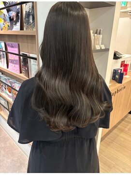 ユーフォリア 青山(Euphoria) 【担当きょうこ】赤み消し透明感カラー/オリーブベージュ