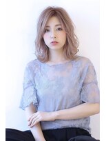 オーロ 塚口店(ORO)&nbsp;ホワイトグレージュ波巻きハイトーンスタイル