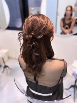 ワンス バイ エメ(ONCE by am'e)の写真/ベテランスタイリストのみ在籍。王道スタイルからトレンド感満載ヘア、個性派さんも大歓迎！