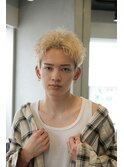 渋谷スパイキーショートブリーチWカラー刈り上げショート