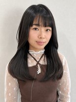 キニ(KINI)&nbsp;大人っぽく柔らかい印象に◎くびれレイヤー