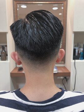 グルーマーズトウキョウ(GROOMER/S TOKYO) パートスタイル　スキン　バーバー　【HOMME HAIR ZERO伊藤】