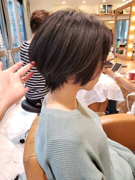 ロンドプロフィール 浦和(Lond profil) 浦和ショートヘアショートカット韓国白髪ぼかし白髪染めボブ