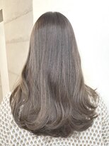フォンズ(FONS) ツヤ髪　大人可愛い　透明感　トレンド 韓国　ひし形
