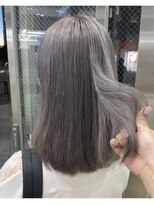 ワット 原宿店(W)&nbsp;【ホワイトグレー】W-ワット-原宿店