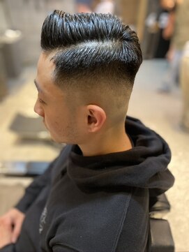 フランクスバーバーリザーブ 人形町店(FRANK’S BARBER RESERVE) ハイスキンフェードアップバングサイドパートS