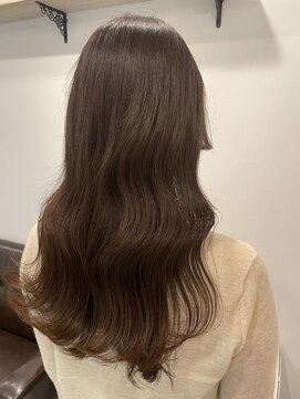 ティラベント 南船場店(tiravento) 韓国スタイル/顔周りカット/韓国巻き/10代/20代