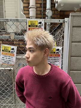 フライ 東通り店(Frei) ハイトーンスパイキーショート