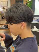 ウェイビーエフティフィフス 横浜西口(WAVEY ft.fifth) ニュアンスパーマセンターパートフェザーパーマサーフカール30代