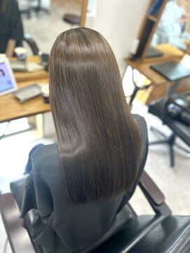 アグ ヘアー トリコ 久喜3号店(Agu hair trico) 艶感オリーブベージュ