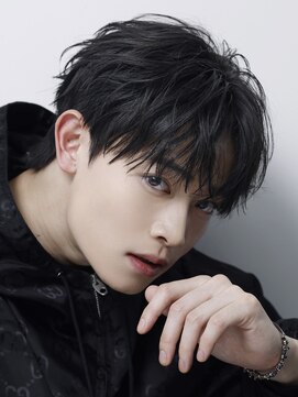 リップス 表参道店(LIPPS) シャープパーマ【韓国コンマヘア】無造作センターパート