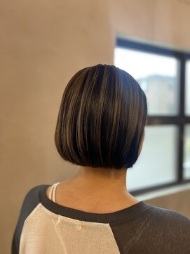 スナッグ(snug) ボブ×デザインカラー