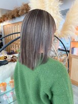 ナジック(749)&nbsp;脱白髪染め×白髪ぼかしハイライト