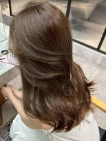 シオン(shion)&nbsp;ロング韓国ヘア顔周りレイヤー暗めカラー_ba562641