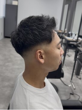 ファースト 秦野店(First) フェードカット/アップバングショート/秦野