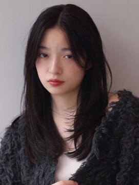 ソラ 表参道(SORA) センターパートレイヤー