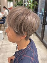 ステアケース 武蔵小杉店(stair:case) 白髪ぼかしハイライトカラー