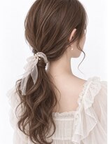キャロル(CAROL) 大人可愛いローポニー×ブラウンヘアアレンジ