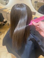 イリー 代官山(ILY)&nbsp;酸性ストレート ミディ前髪あり