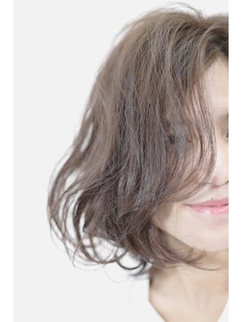 ツリー(Tree. Hair & Spa) 夏にオススメ！モノトーンアッシュ