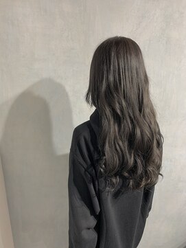 クウ(KU.) ダークブルージュ