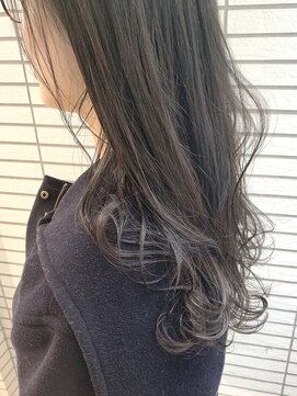 グロウ 上野御徒町(grow) 耳かけ/フォギーベージュ/マッシュウルフ/外ハネ[上野/御徒町]