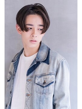 アメリ 新宿(Ameri) Ameri モダンハンサムショート　刈り上げ　【新宿】