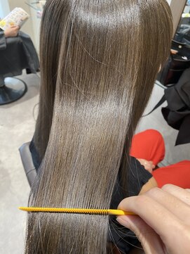 ハートライン(hair bridal Heart Line) 酸性ストレート　グレー系カラー