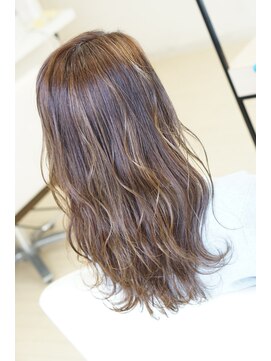 サンクレポ 白髪染め未使用アッシュベージュハイライト