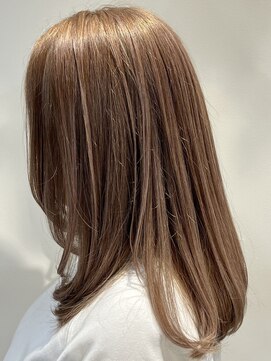 リベラ 鳩ヶ谷(LIBERA) 外国人風カラー