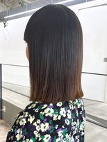 セル(CELL)&nbsp;髪質改善　ぱつっとロブ　鎖骨ミディアム　艶髪ストレート