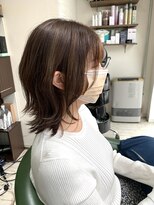 オルク 札幌大通(Orque) 大人可愛いミディアムウルフ耳掛けレイヤーウルフシアベージュ