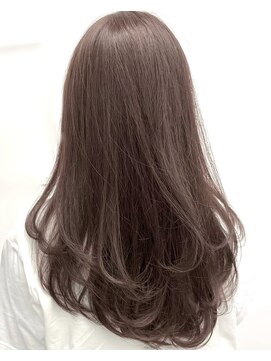 リリアン(ReLien) ミルクブラウン×レイヤーカットで大人可愛く！